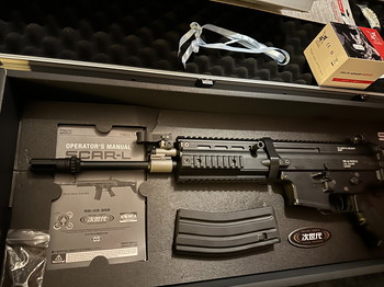 Image 3 for TOKYO MARUI NEXT-GEN SCAR-L - BLACK ZGAN met evt. accessoires