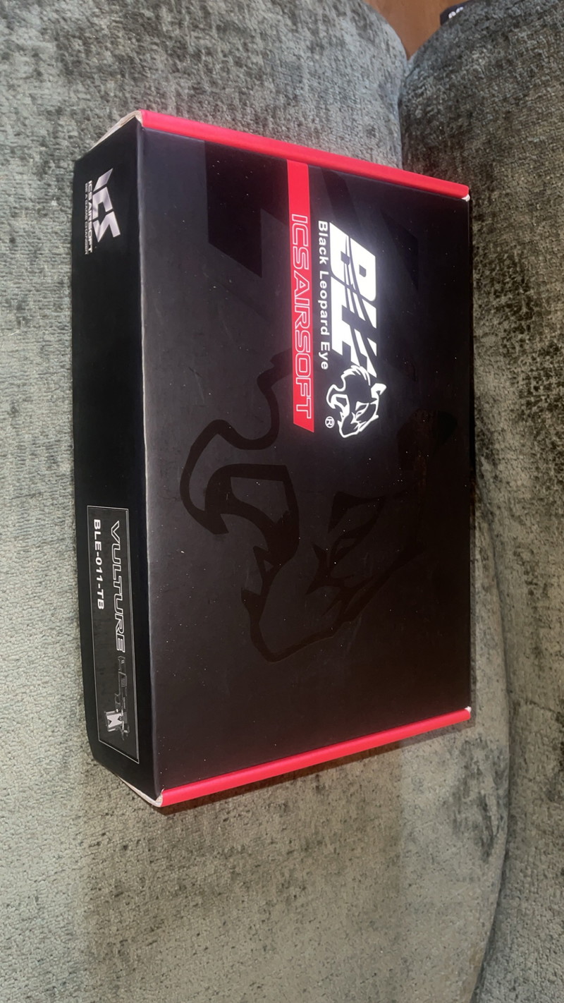 Afbeelding 1 van ICS BLE VULTURE GBB met green gas fles en flesje 025 bbs