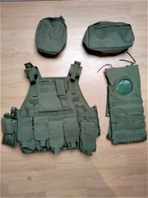 Afbeelding van Tactical Vest "Ranger" + extra pouches OD green