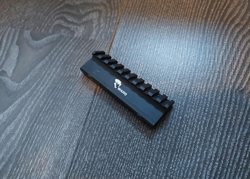 Afbeelding 1 van WARQ 45 Degree Picatinny Rail
