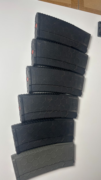 Image 2 for 6x castellan hex mag en 1x olive drab magazijnen