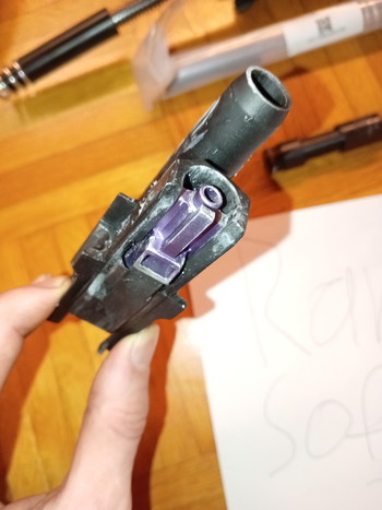 Bild 4 für Update VFC MP5 GBB V2 Complete Package + Navy Grip & Fire Selector + Tracer!