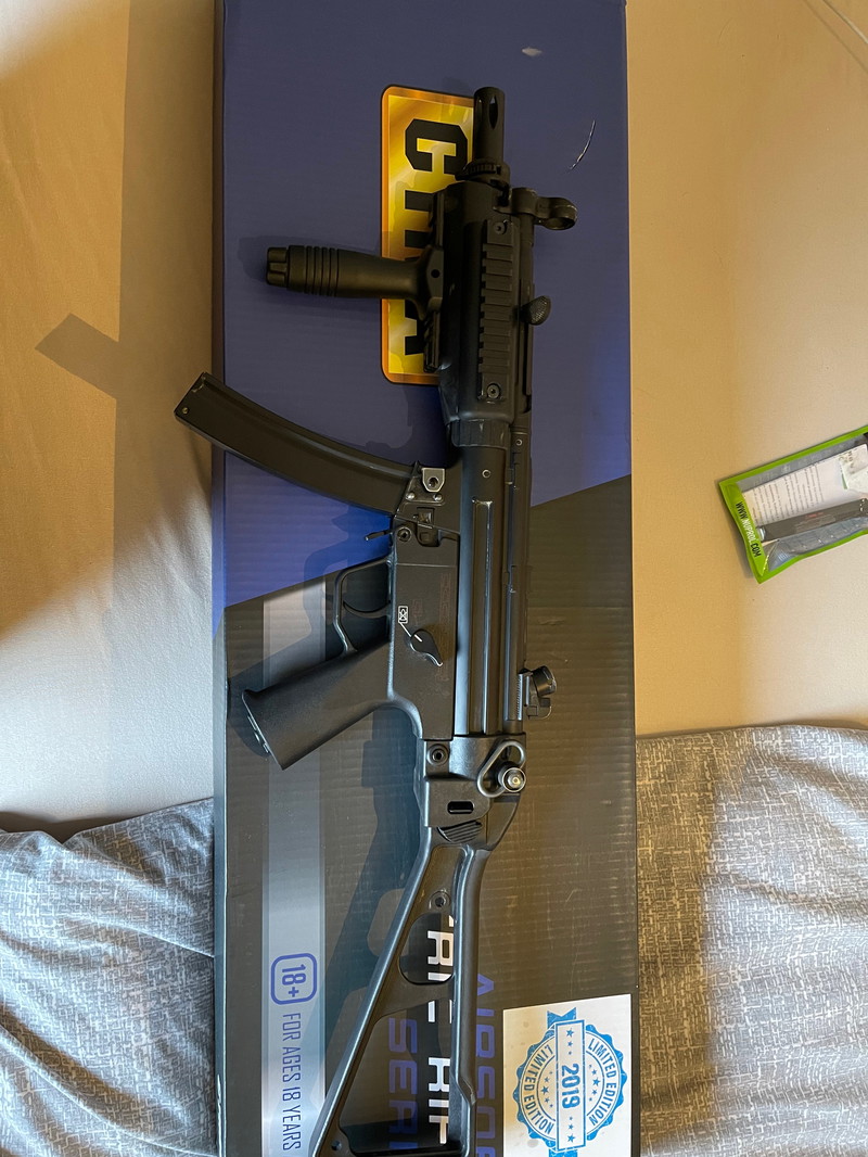 Image 1 for Cyma mp5 cm.041 blue edition