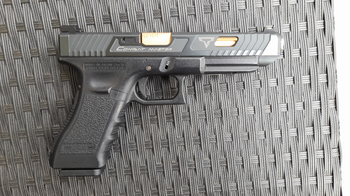 Afbeelding 3 van Tokyo Marui Glock 17 gen 3 met Nova Taran Tactical Glock 34 slide