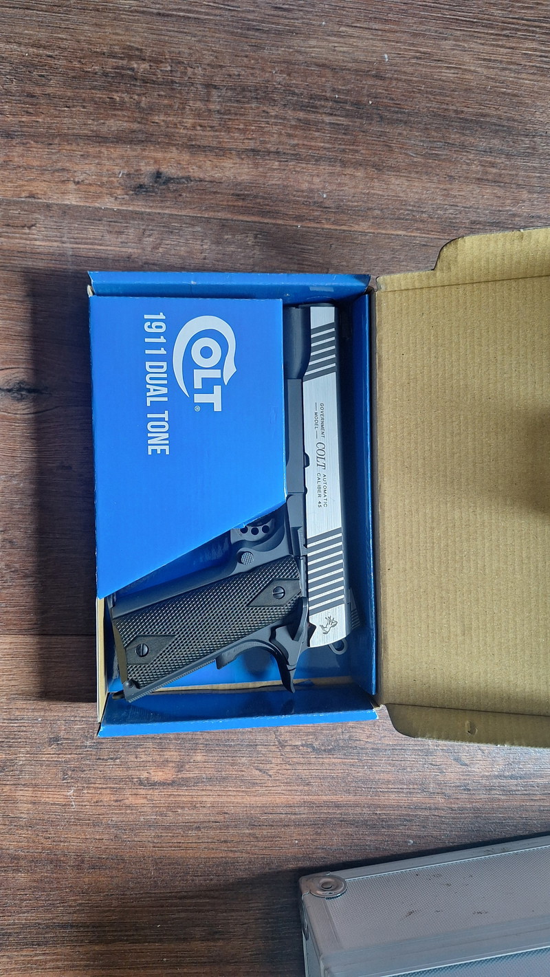 Bild 1 für Cybergun 1911 GBB Dual Tone