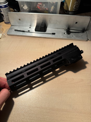 Afbeelding 4 van Angrygun 9.3 inch URGI rail