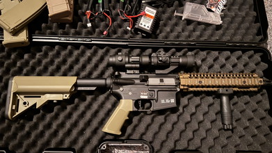 Afbeelding van Specna Arms Daniel Defanse MK18, Zubehör