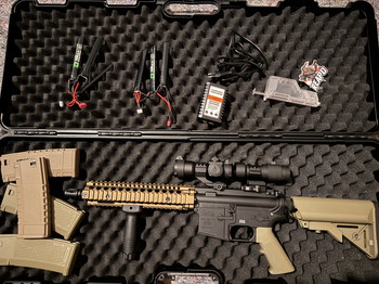 Imagen 2 de Specna Arms Daniel Defanse MK18, Zubehör