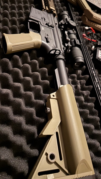 Imagen 5 de Specna Arms Daniel Defanse MK18, Zubehör