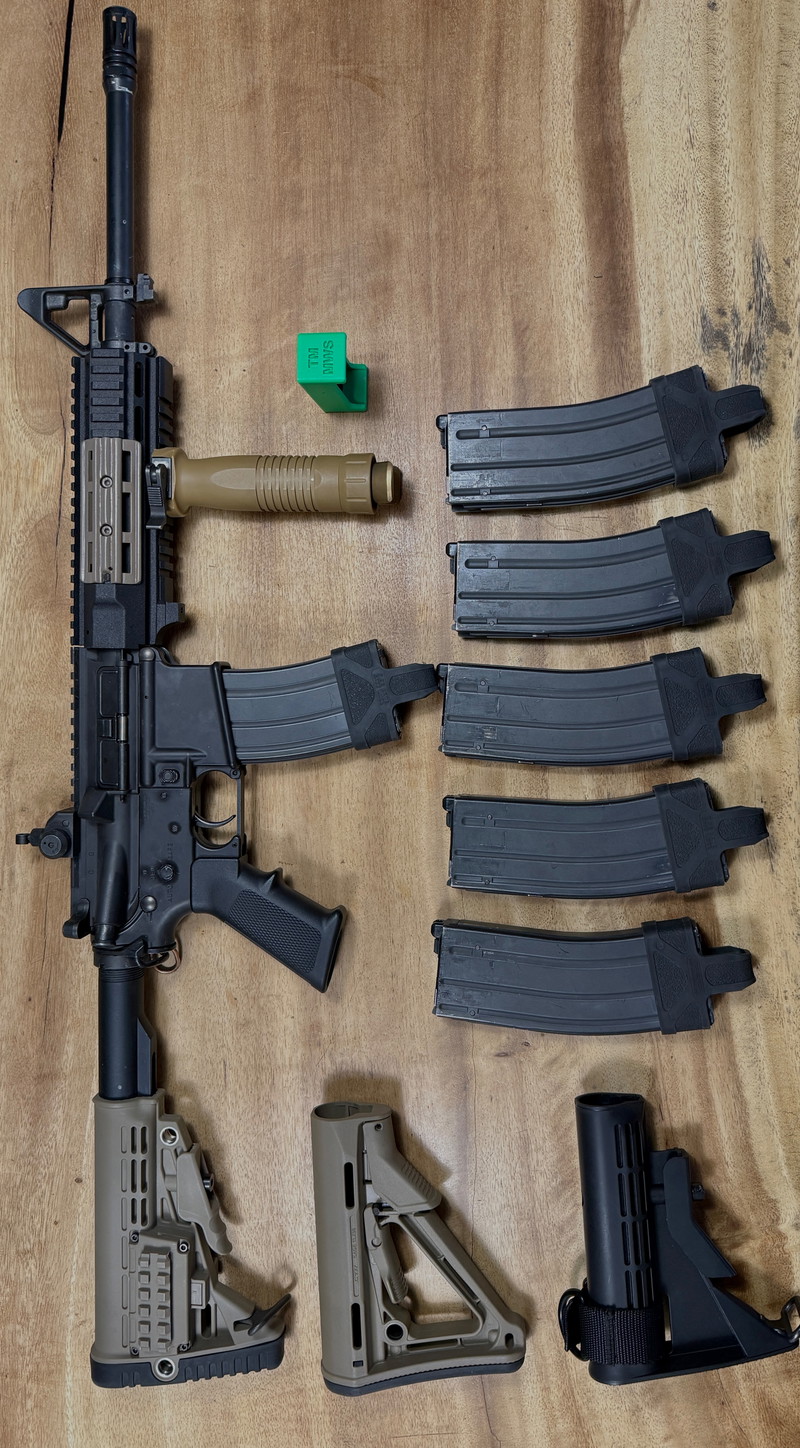 Bild 1 für Tokio Marui Mws uiterlijk Colt C8