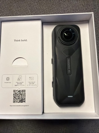 Bild 4 für Insta360 X5 Standard Bundle Actionkamera