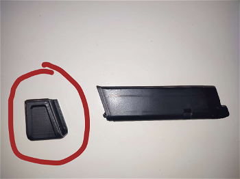 Afbeelding 3 van Magazine base plate extension for the Glock 17/19/45 WE,VFC,AAP01 and Aftermarket mags