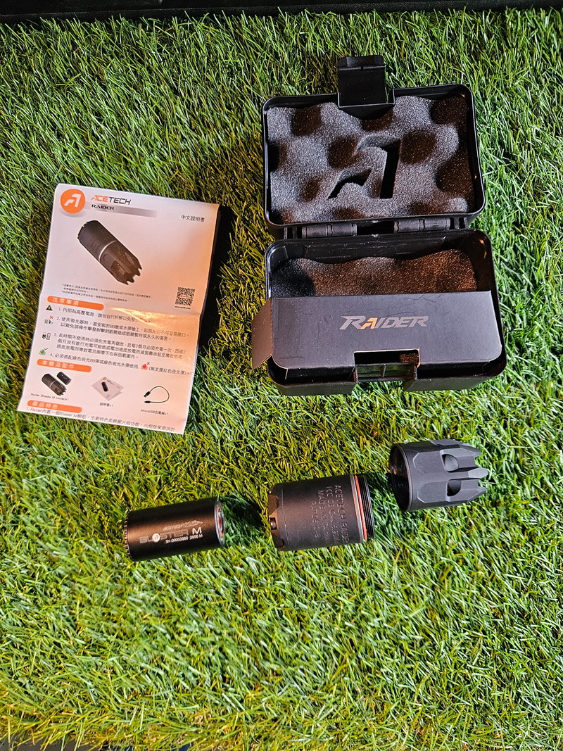 Afbeelding 1 van Acetech's Raider tracer silencer with innovative Blaster M unit