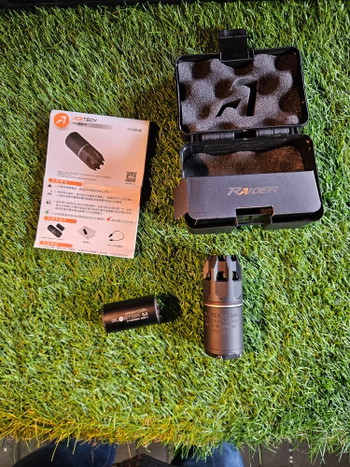 Afbeelding 3 van Acetech's Raider tracer silencer with innovative Blaster M unit