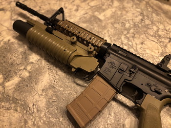 Afbeelding 10 van M4A1 + M203 | Specna Arms Edge | AEG