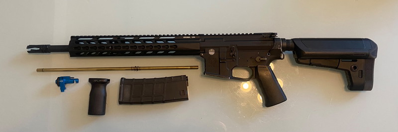 Bild 1 für Krytac lege body met extras