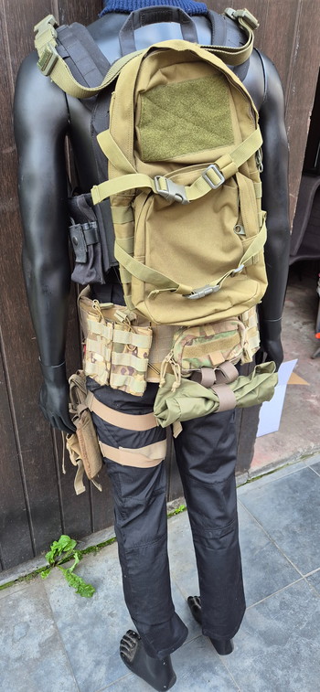 Afbeelding 2 van Airsoft outfit