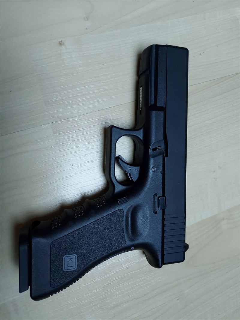 Image 1 for KJW Glock 17 Co2