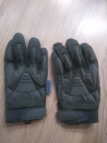 Afbeelding 2 van WTACTFUL tactical gloves Olive Drab - maat L