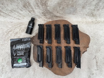 Bild 8 für volledig T.N.T upgraded snow wolf k98 met 10 mags en 1000 plus 0.4 bbs