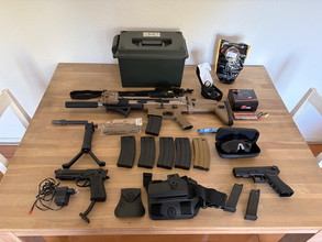 Bild für Compleet Airsoft Arsenaal 1 main 2 side arms