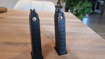 Bild 3 für 2 gloednieuwe CO2 mags voor glock 17 WE