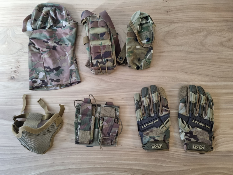 Image 1 pour Multicam Pouches, balaclava, handschoenen