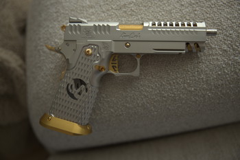 Afbeelding 3 van Hicapa Custom 4.3 Silver + Gold Hi capa