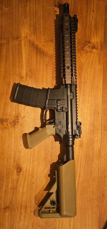 Image 2 pour GBB M4 | Golden Eagle | Daniel Defense | DD MK18