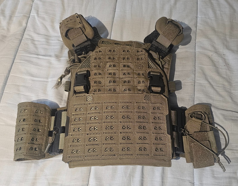 Afbeelding 1 van Novritsch | Plate carrier | OD Green | + accessoires