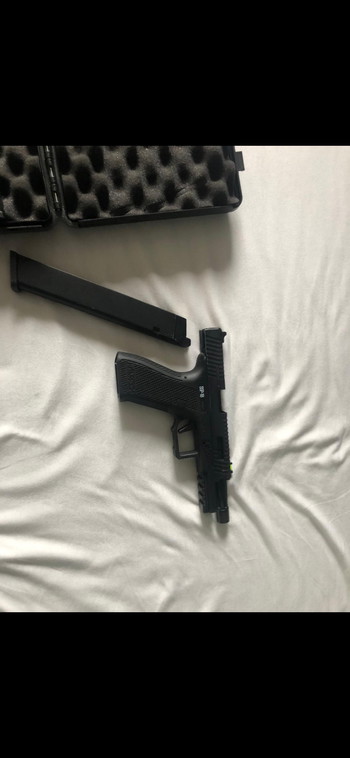 Bild 2 für Ssp18 incl extra mags en koffer.