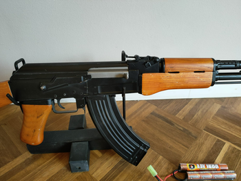 Imagen 3 de Full metal & real wood DBoys AK47 (blowback)