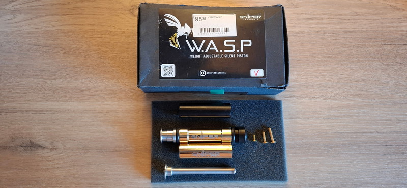 Afbeelding 1 van WASP piston , Laylax cylinder , Action Army Precision barrel