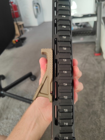 Image 3 for Strike Industries Cobra Link Grip FDE