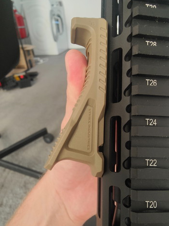 Image 4 for Strike Industries Cobra Link Grip FDE