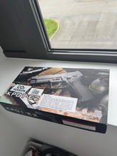 Imagen para KJ Works KP01-E2 CO2 GBB + Huge lot of BBs