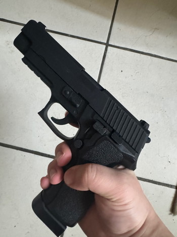 Imagen 2 de KJ Works KP01-E2 CO2 GBB + Huge lot of BBs