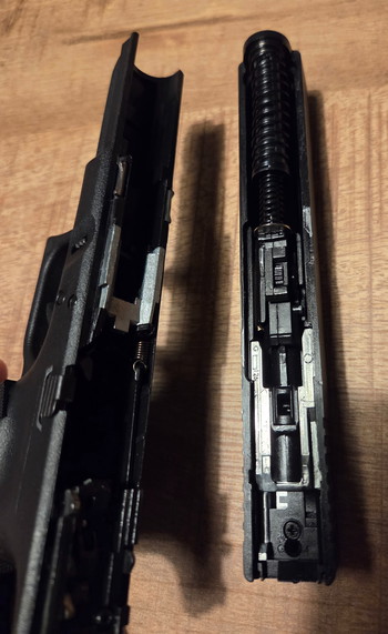 Bild 5 für Umarex Glock 17 Gen 4 + 3 Magazijnen & Holster