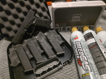 Imagen 2 de Umarex Glock 17 BLK Steel