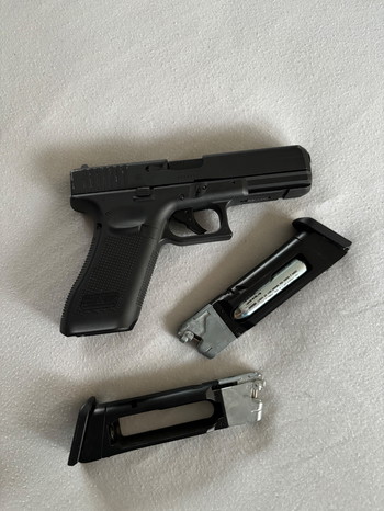 Image 2 pour Glock 17 gen 5 co2