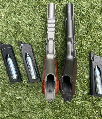 Image 4 for Cybergun Colt M1911 A1 full metal CO2 + Cybergun Colt Rail Gun Stainless CO2
