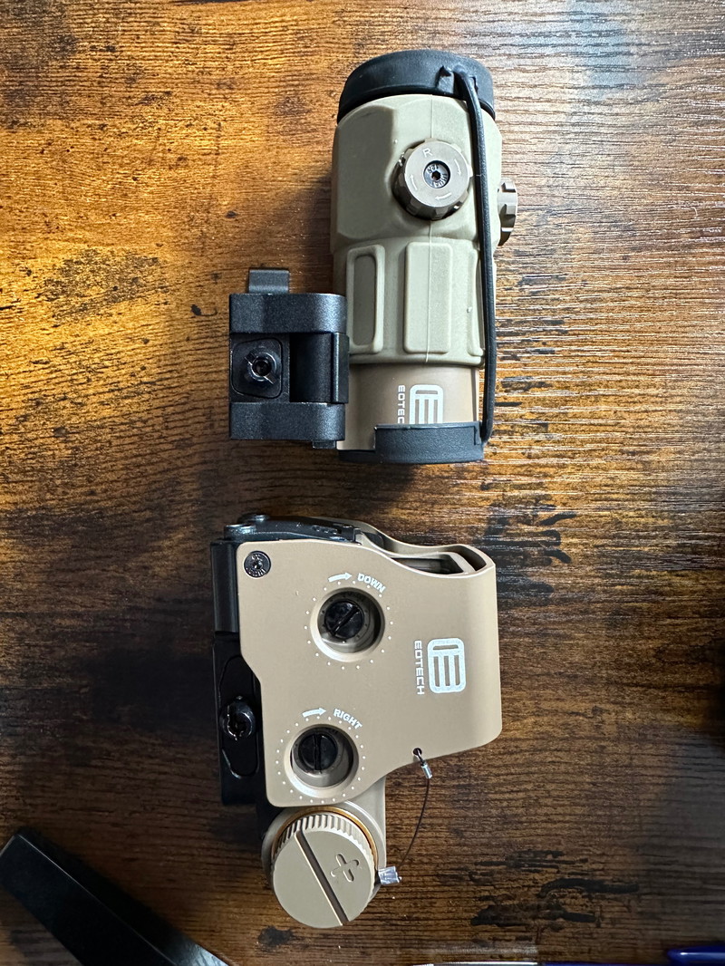 Afbeelding 1 van Eotech red dot + Magnifier (Replica) FDE/Tan