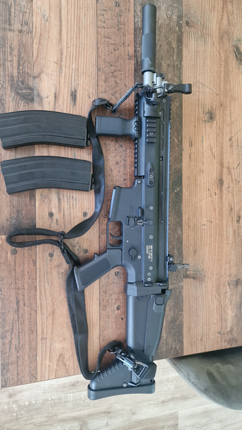 Afbeelding 2 van WE Scar-L