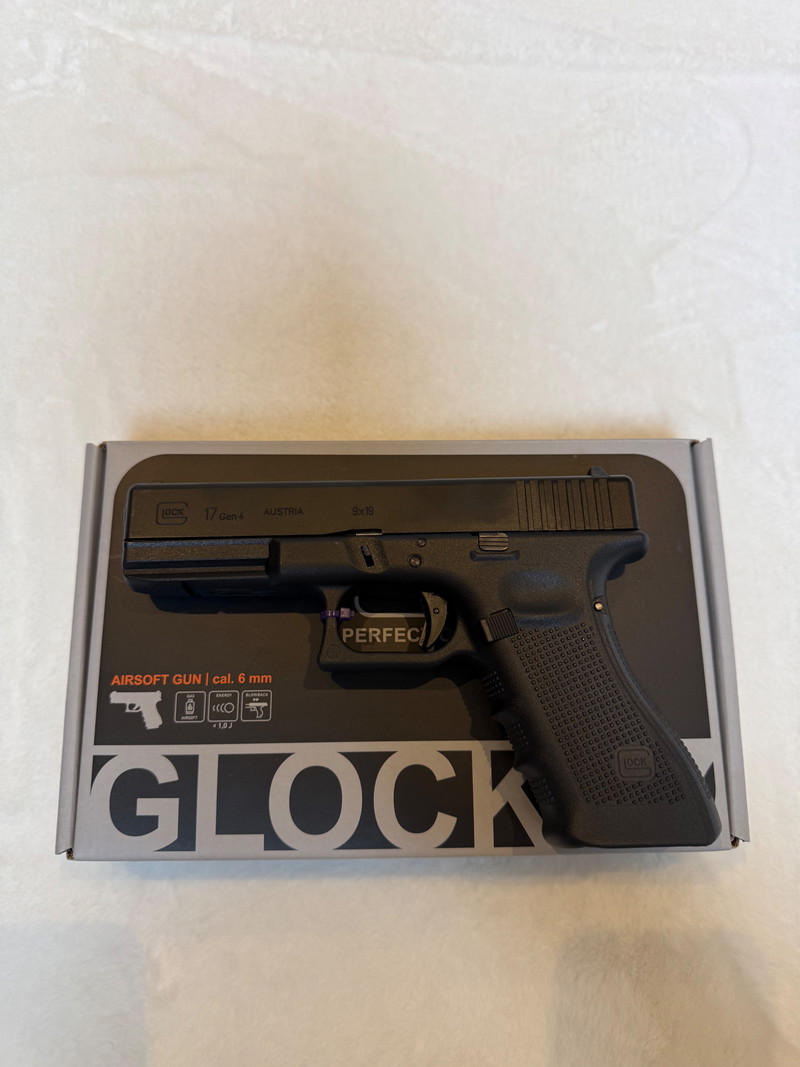 Imagen 1 de Glock 17 Gen4 (Umarex)