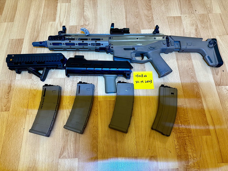 Afbeelding 1 van WE MSK ACR GBB CQB - 4 Mags - Red Dot - 3 Handguards