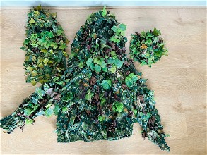 Image for KMCS 2.0 Green Ghillie (M) & Crafting Materials