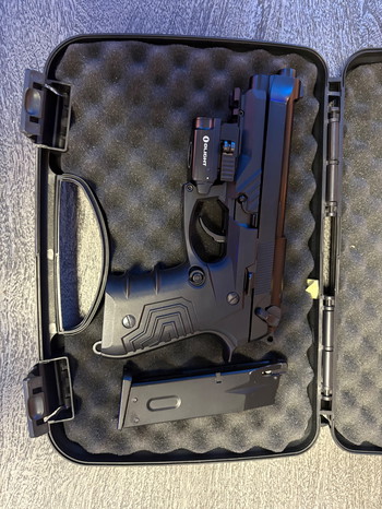 Afbeelding 2 van HFC M92 GripTac Vollmetall GBB