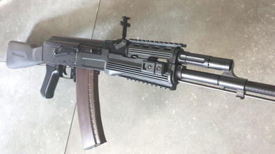 Image pour Classic army AK74 met 2 mags       mag vandaag weg voor 150   eerst is eerst