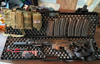 Imagen para ICS Mars + Glock 18C + Gear (hoogwaardige set)