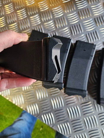 Afbeelding 4 van 10 magazijn